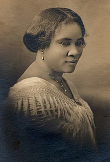 220px-Madam_CJ_Walker_face_circa_1914.jpg